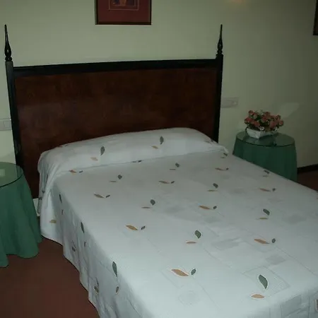 Canal Hotel